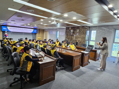 운정1동 실버경찰대 봉사단, 미세먼지 바로 알기 교육 기사 이미지