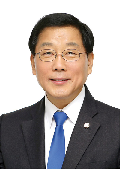 공정하고 균형 잡힌 시선으로 나침반이 되어주시길 기사 이미지
