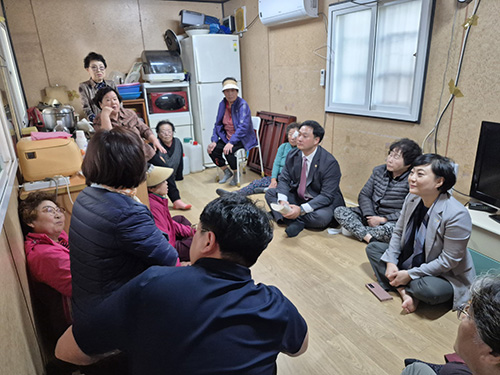 경기도의회 고준호 의원 파주시 조리읍·광탄면 미등록경로당, 스마트 환경 조성 사업 선정 “환영” 기사 이미지