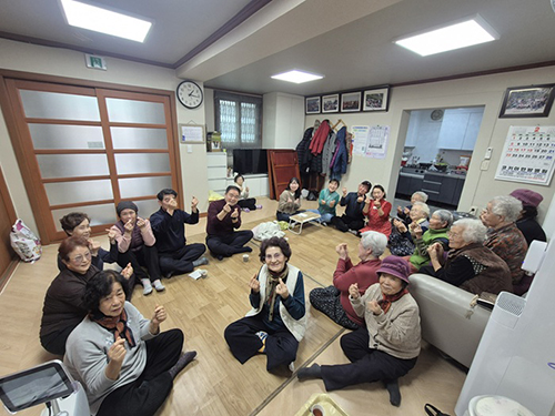 금촌3동, 경로당 22곳 점검… 새해 맞이 ‘무엇이든 물어보세요’ 기사 이미지