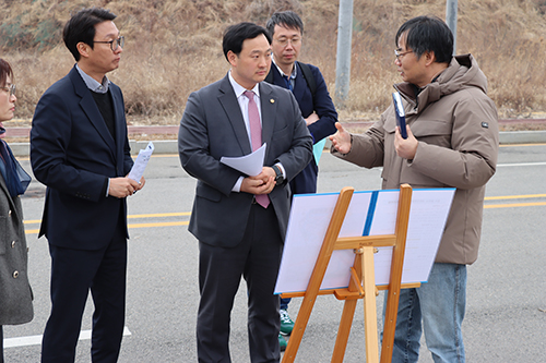 고준호 경기도의원 파주 운정 국민안전체험관 건립 지연 문제 논의 위해 현장 찾아 기사 이미지