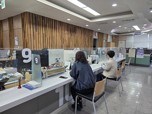 문산읍, 복지 민원대 높이 30cm 낮춰 기사 이미지