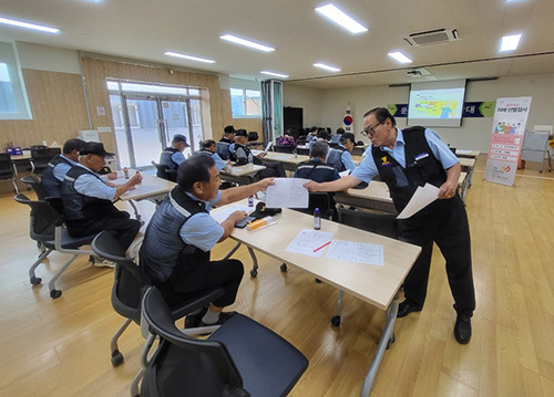 운정4동 실버경찰대, 치매 예방 실천으로 활기찬 노후 업(UP) 기사 이미지