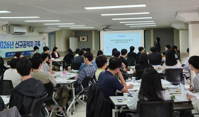 손배찬 시장이 새내기 공무원들에게 건넨 말…“시민의 목소리부터 들어라” 기사 이미지
